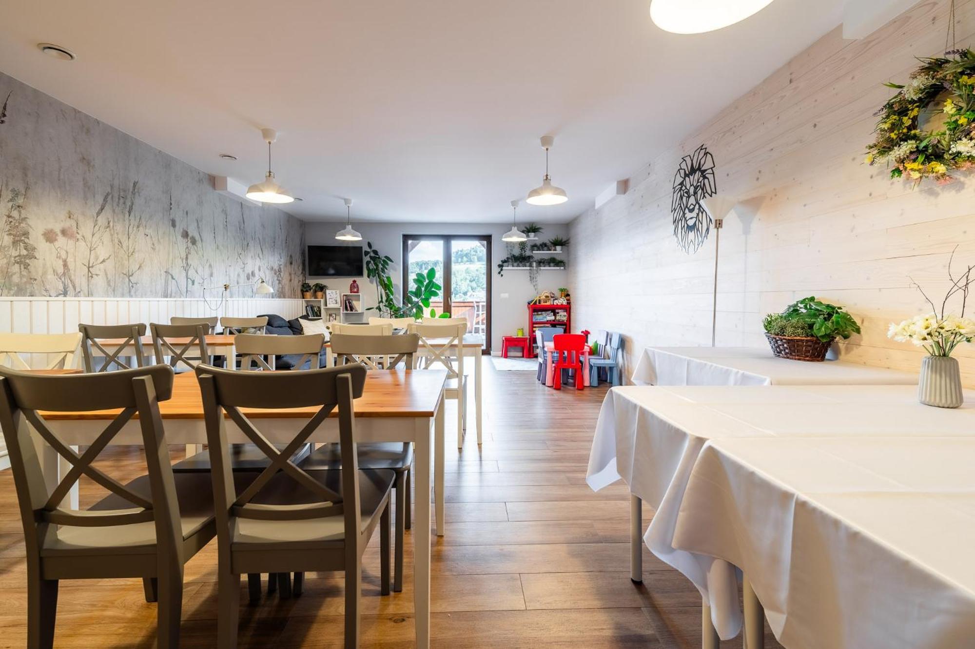 Apartamenty Black Lion Pcim Eksteriør bilde